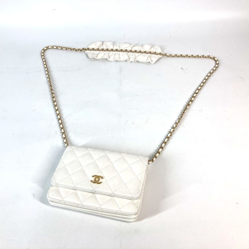 CHANEL Authentic White Leather Logo Wallet